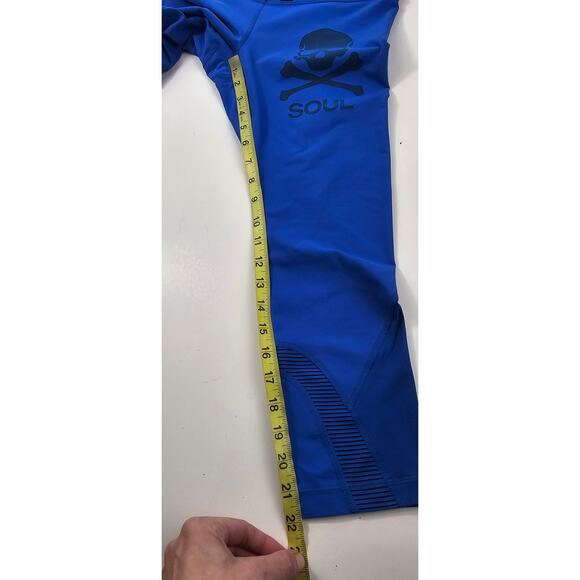Lululemon X Soul Cycle Blue Capri Leggings Size 6 Skull Design - Picture 7 of 8